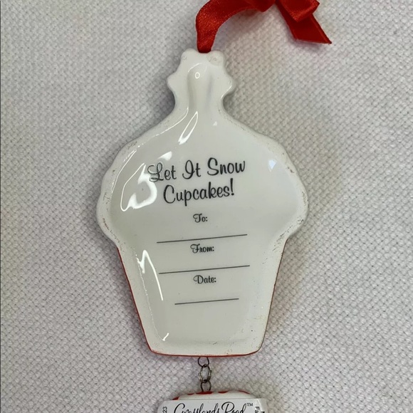 Amscan Grasslands Road Cupcake Christmas Tree Ornament Peace Joy & Cupcakes - Picture 4 of 7